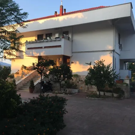 La Casa Di Emanuella - Rooms & International Suites Bari Exterior foto